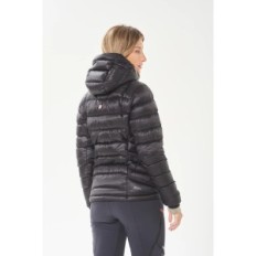Campera Andes Pluma 850 FP con tratamiento Hidrófobo Versátil Mujer