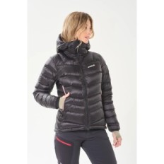 Campera Andes Pluma 850 FP con tratamiento Hidrófobo Versátil Mujer
